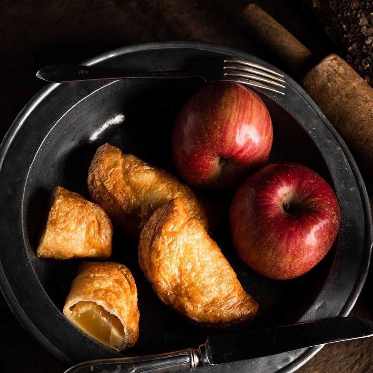 レスポケおすすめ！ 希少幻の亘理りんご使用 KIBOUのアップルパイ